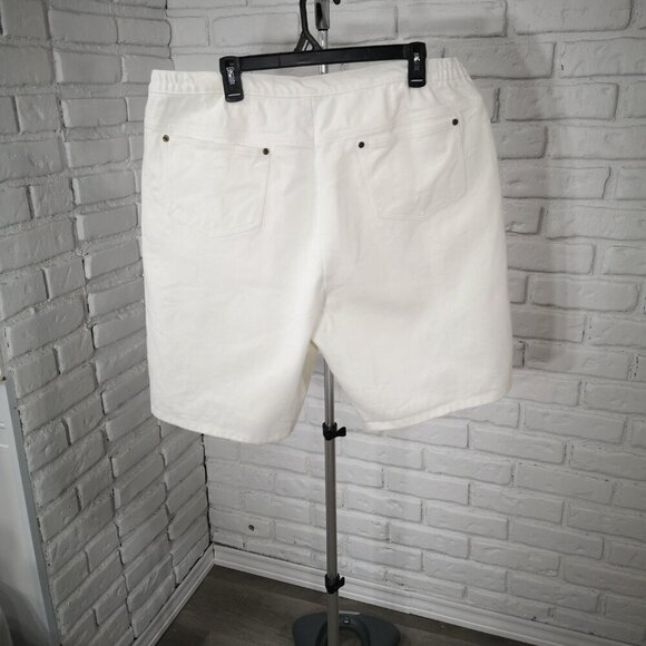 Tradition Country Collection Plus Ladies Size 20W White Denim Shorts - Picture 2 of 7